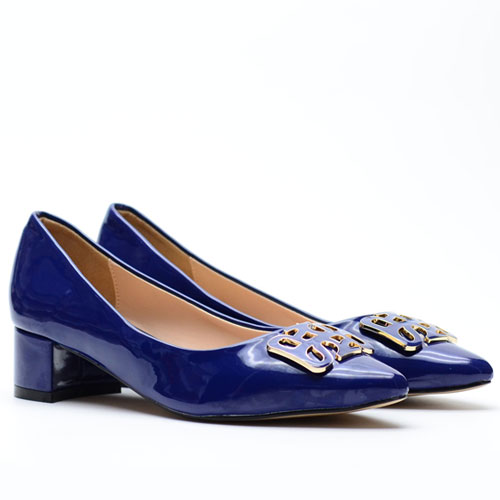 giay_xinh_tuu_truong